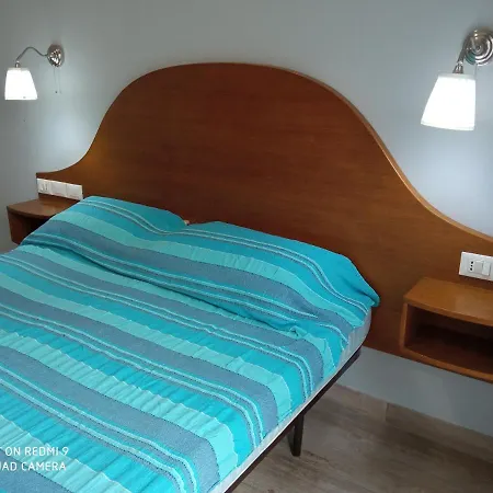 New Paradise Guest house