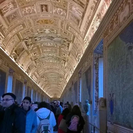 Pensión New Paradise 4*